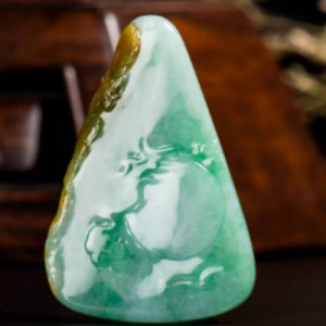 送礼优选翡翠口碑排行,寓意品相俱佳款式排行