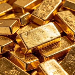 今日黄金行情参考,不同品类金价差异对比