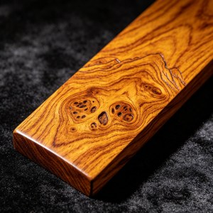 不同规格黄花梨手串适合谁,8mm与20mm尺寸的佩戴场景解析